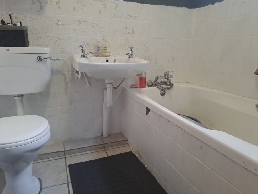 To Let 2 Bedroom Property for Rent in Pellissier Free State